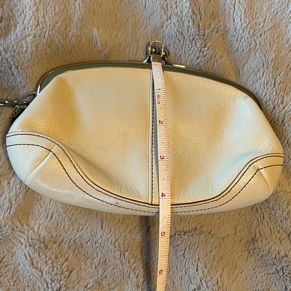 Coach wristlet - Picture 6 of 7